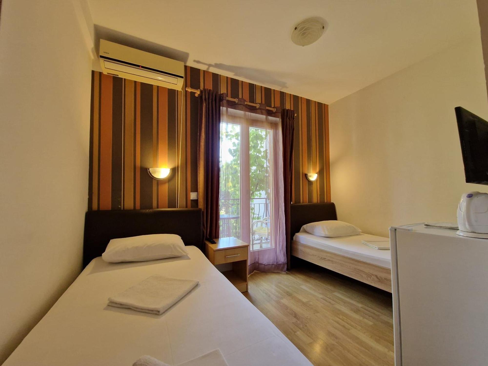 Guest House Damjana Budva Phòng bức ảnh