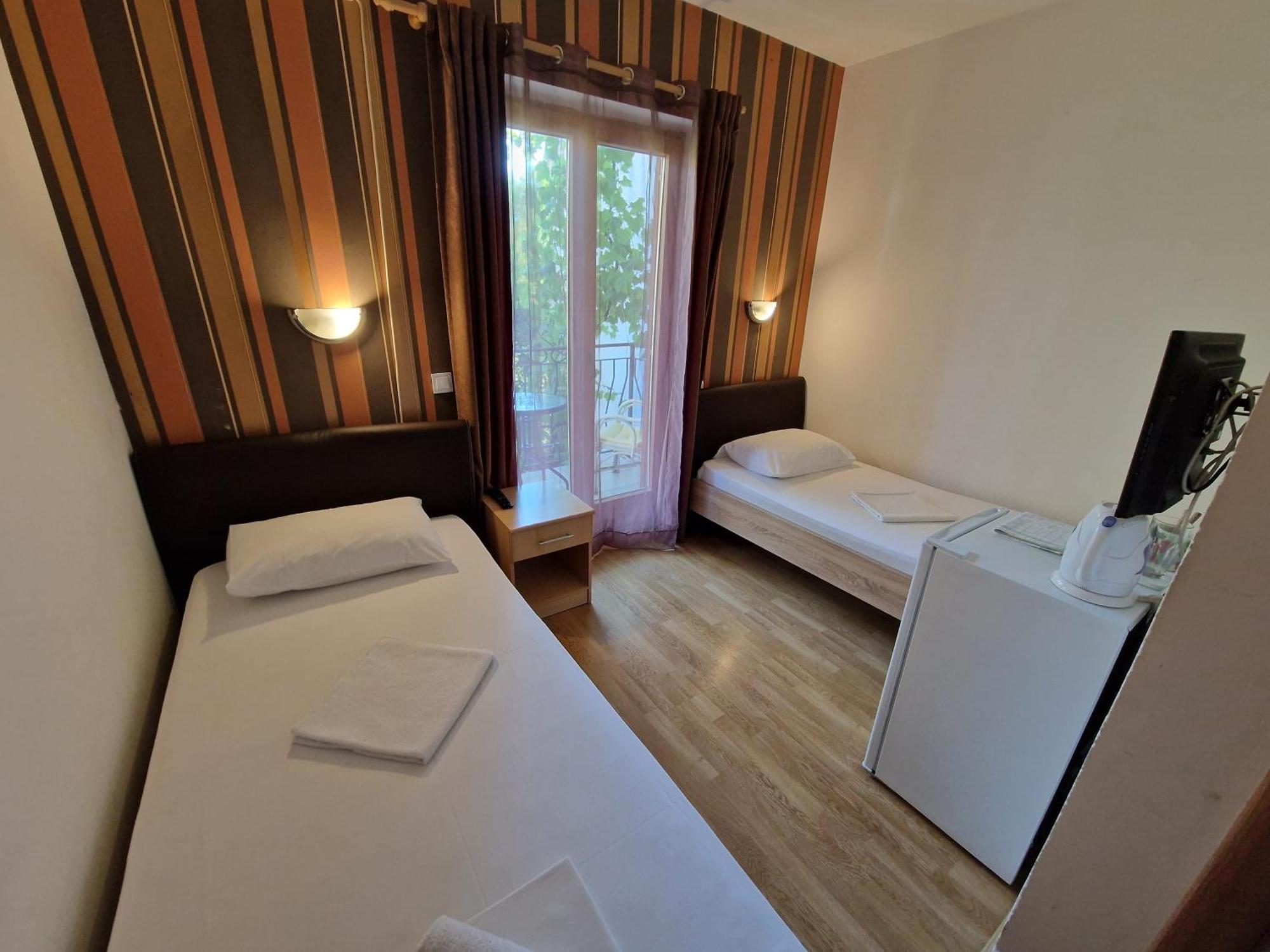 Guest House Damjana Budva Phòng bức ảnh