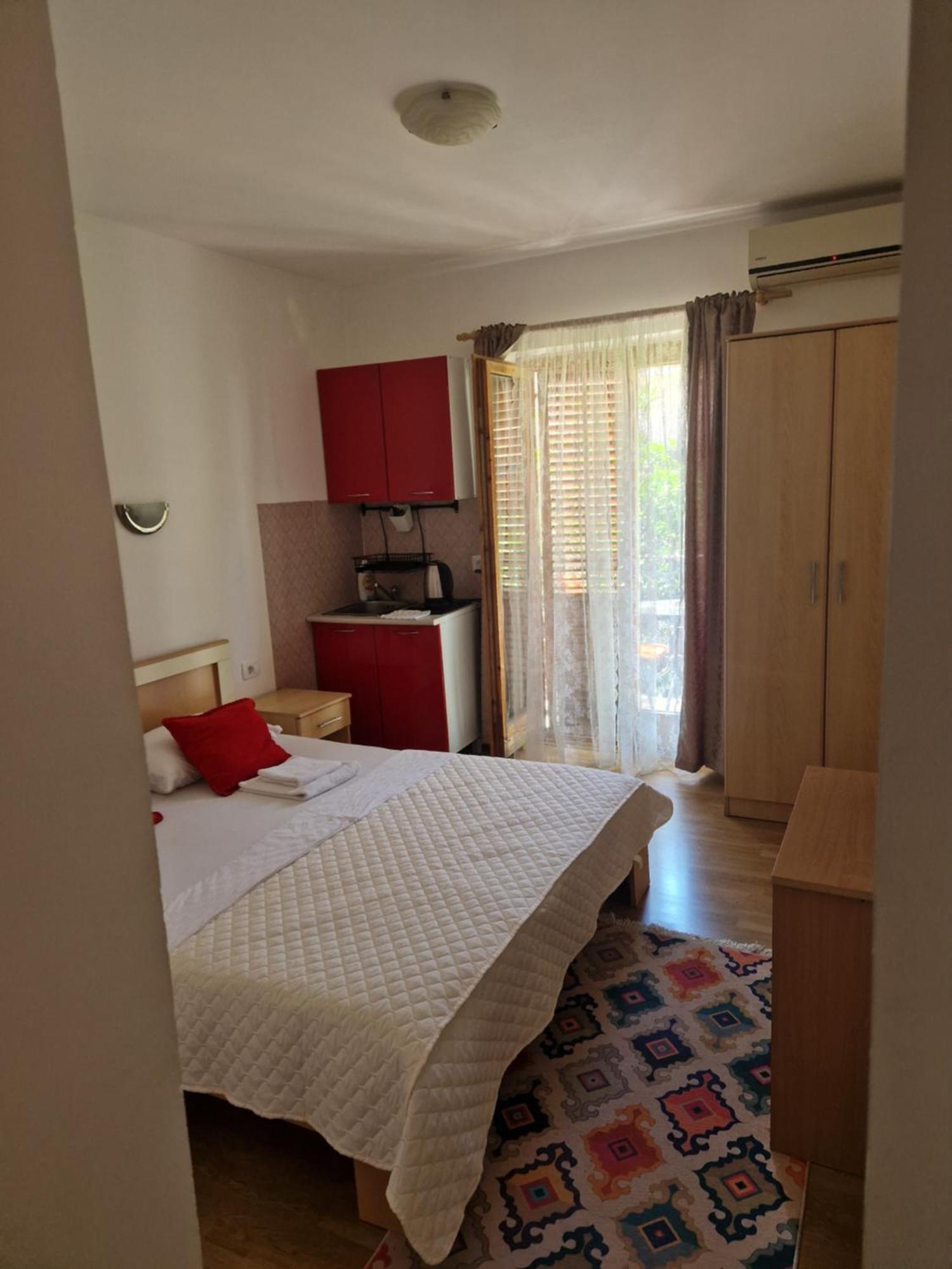 Guest House Damjana Budva Ngoại thất bức ảnh