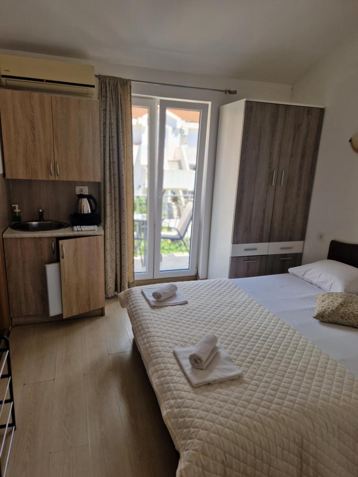 Guest House Damjana Budva Ngoại thất bức ảnh