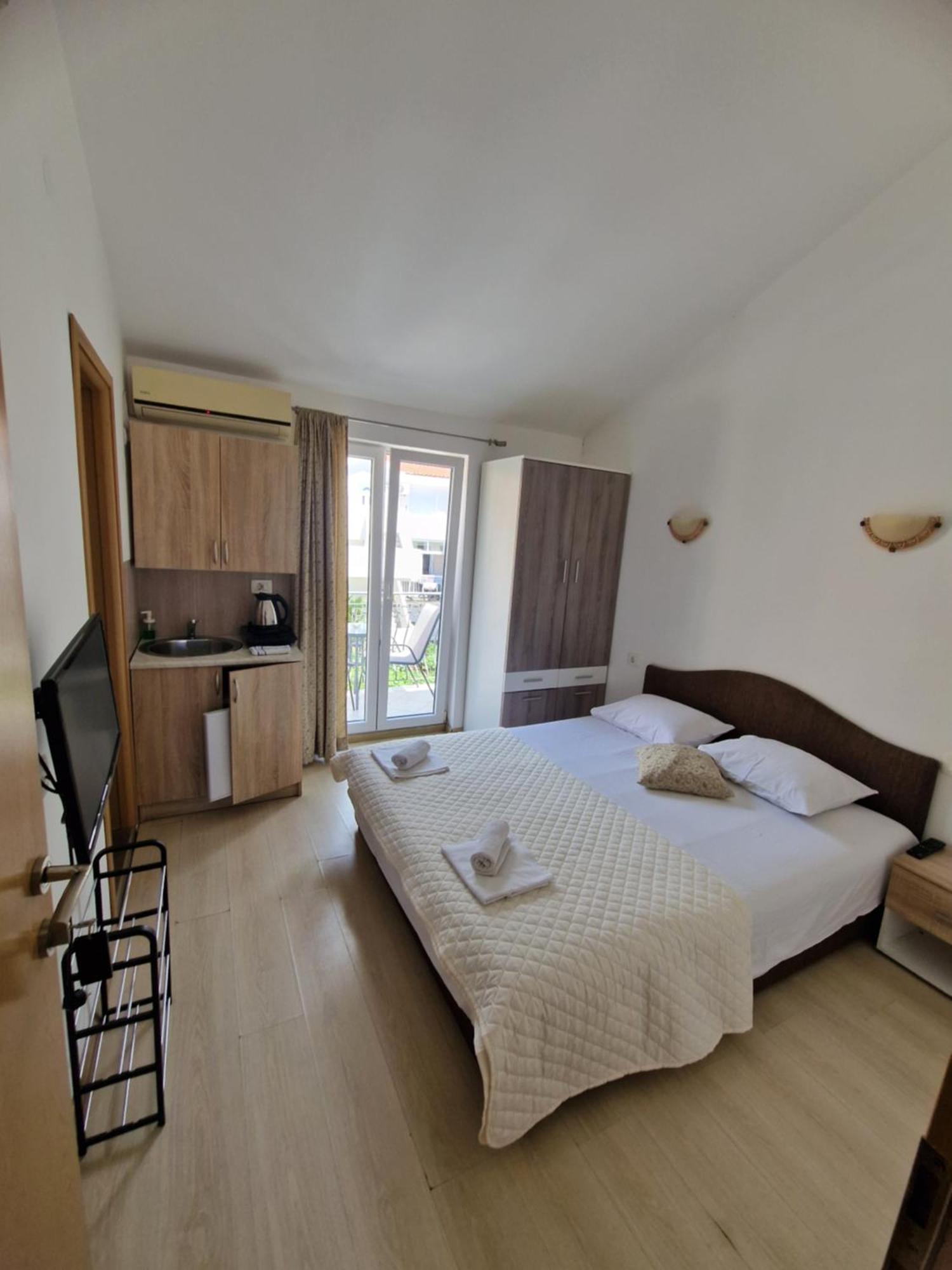 Guest House Damjana Budva Ngoại thất bức ảnh