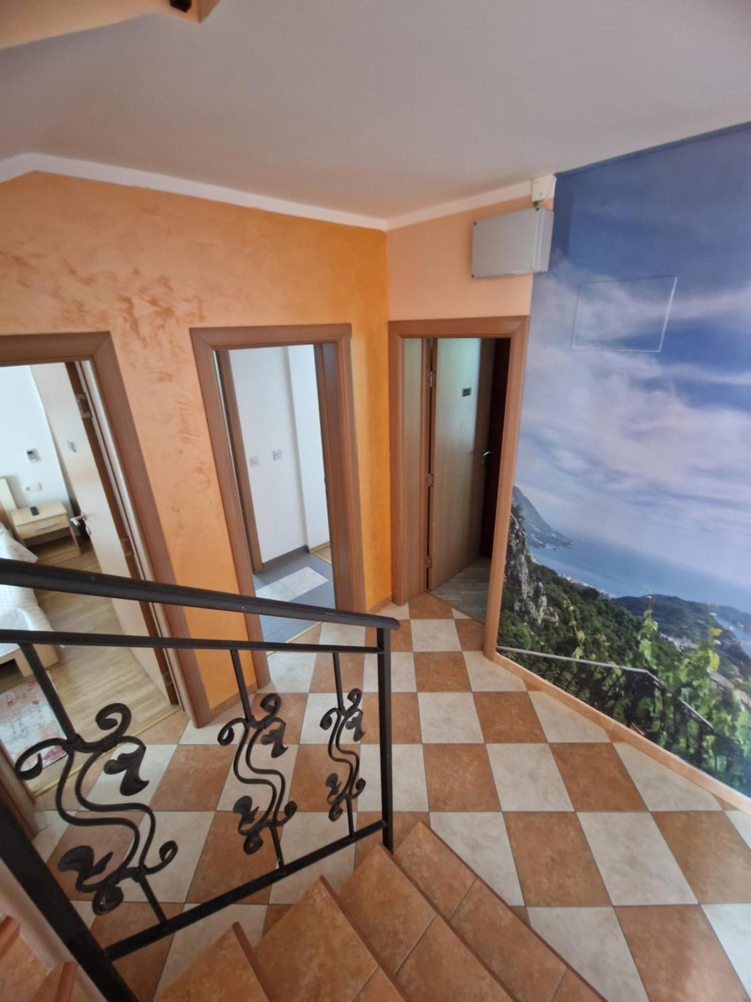 Guest House Damjana Budva Ngoại thất bức ảnh