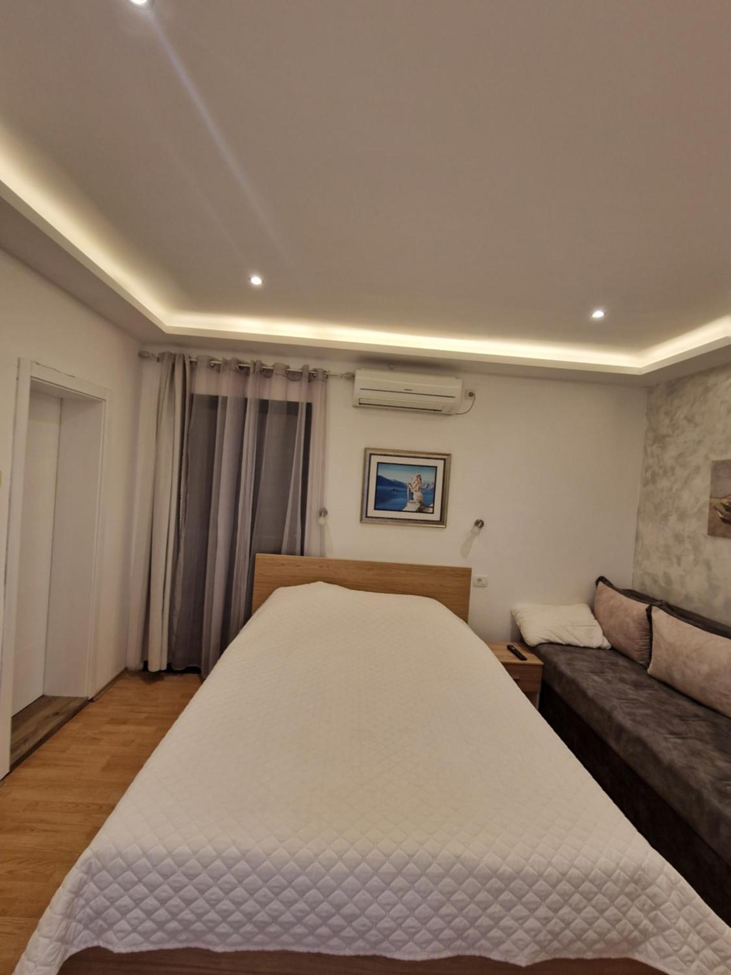 Guest House Damjana Budva Phòng bức ảnh